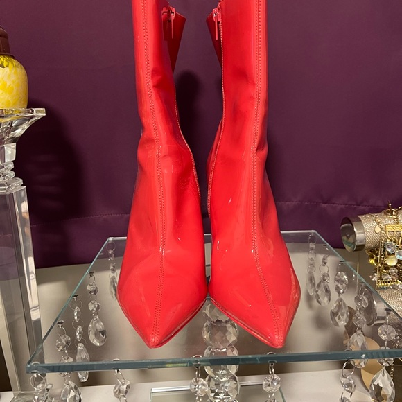 Beautiful sexy boots - Picture 3 of 3